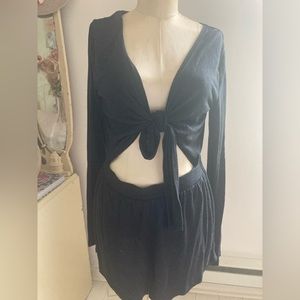 Black romper M